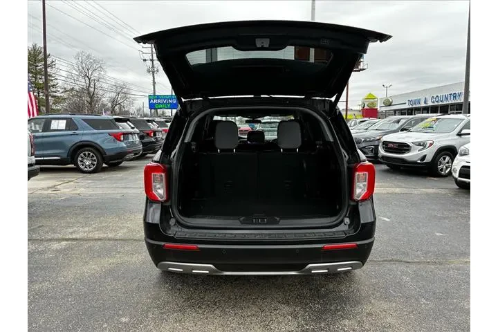 $33988 : Ford Explorer 2024 XLT 4dr S image 7