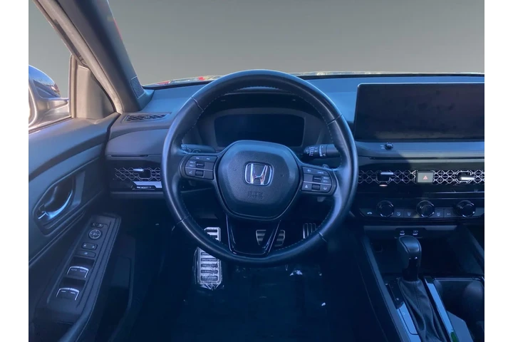 $32913 : Honda Accord Hybrid 2024 Spo image 4