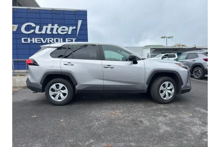 $28991 : Toyota RAV4 2024 AWD LE 4dr image 2