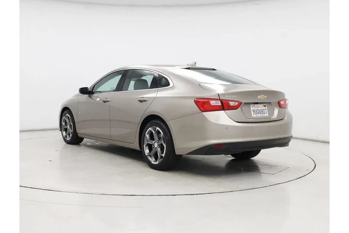 $20998 : Chevrolet Malibu 2024 LT 4dr image 2