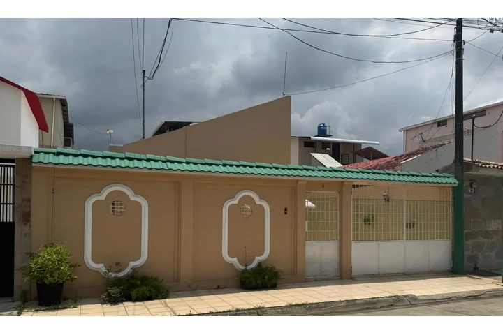 $110000 : Casa de 1 planta Norte Gquil image 1