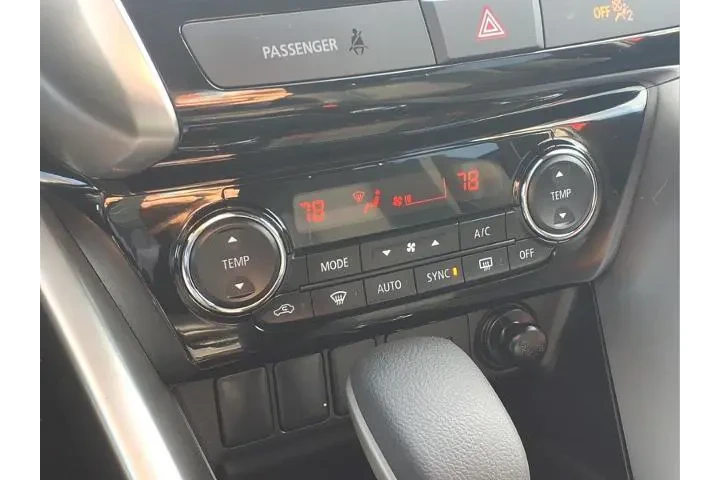 $22987 : Mitsubishi Eclipse Cross 202 image 7