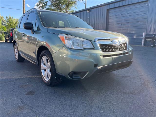 $11488 : 2015 Forester 2.5i, SUPER CLE image 5