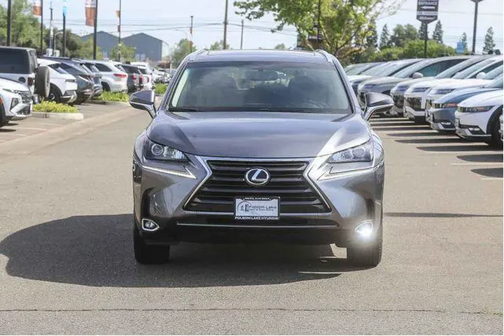 $18491 : Lexus NX 200t 2017 4dr Cross image 7