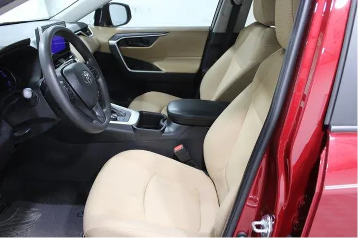 $26911 : Toyota RAV4 Hybrid 2024 AWD image 3