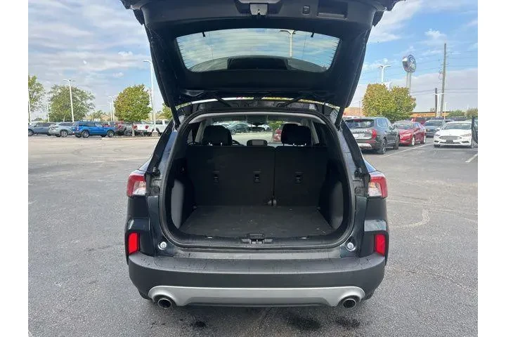 $21707 : Ford Escape 2022 SE 4dr SUV image 10