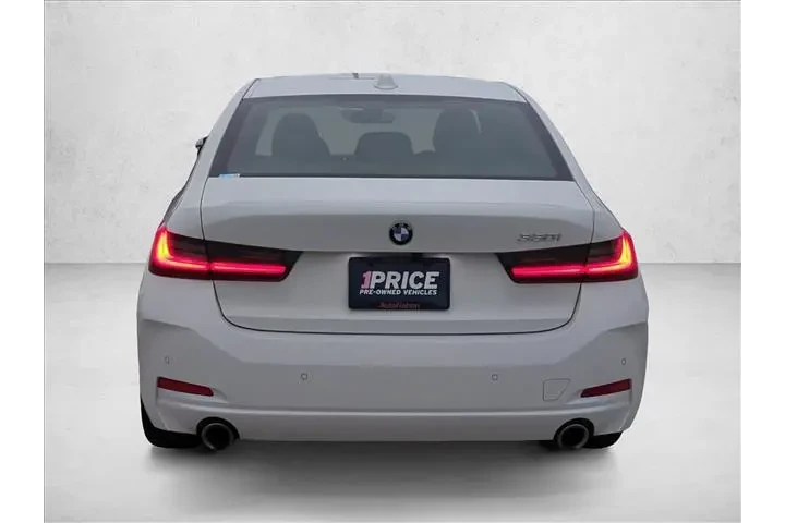 $33354 : BMW 3 Series 2023 330i 4dr S image 7
