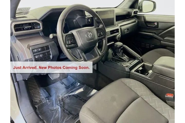 $34500 : Toyota Tacoma 2024 4x2 SR5 4 image 9
