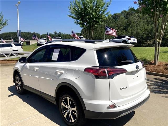 $22890 : 2018 RAV4 XLE FWD image 7