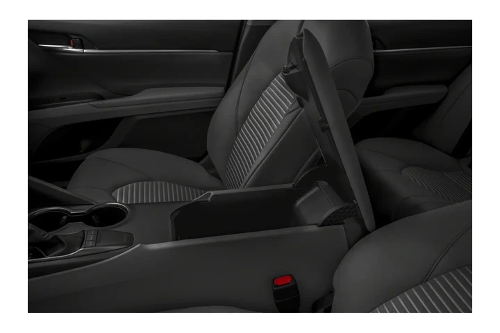 2023 Camry SE Sedan 4D image 10
