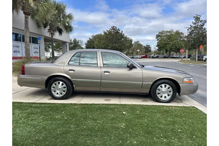 $8981 : Mercury Grand Marquis 2004 L image 2
