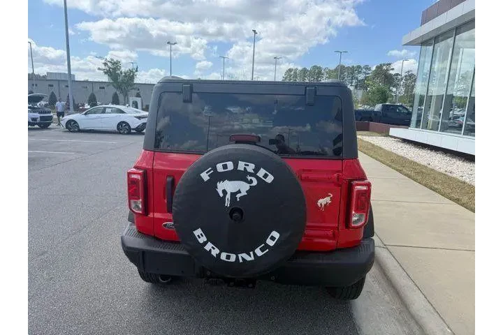 $38499 : Ford Bronco 2023 4x4 Base 2d image 7