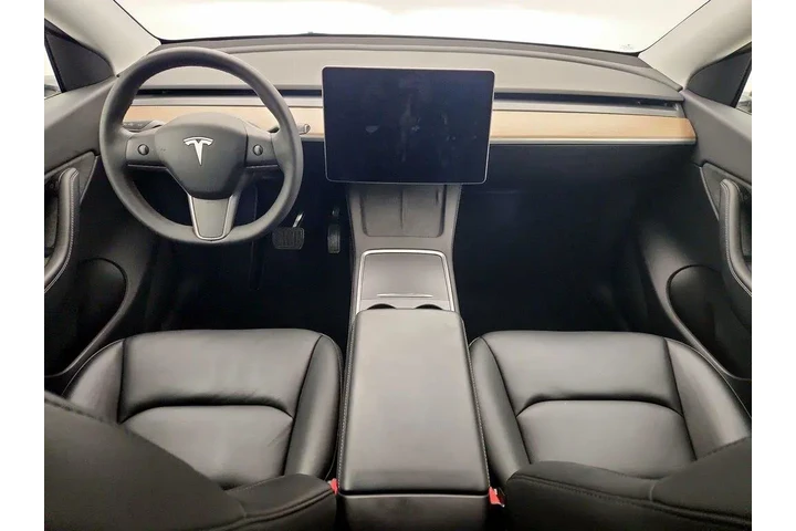 $28998 : Tesla Model Y 2021 AWD Long image 9