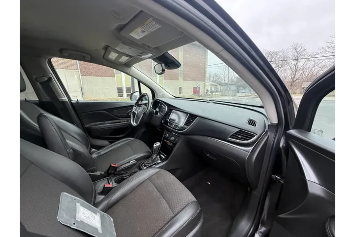 $5750 : 2019 Encore Preferred image 7