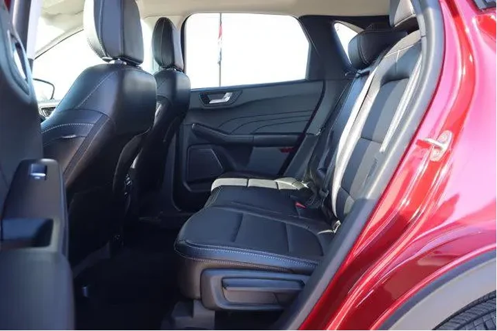 $25990 : Ford Escape 2022 AWD SEL 4dr image 10