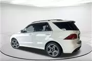 $25950 : Pre-Owned 2018 GLE 43 AMG® 4M thumbnail