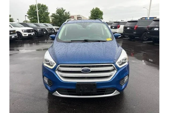 $13000 : Ford Escape 2017 AWD Titaniu image 2