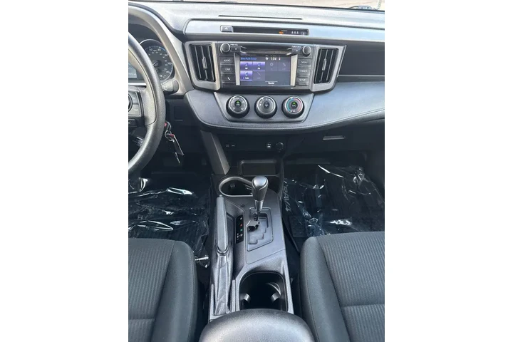 $16995 : 2017 RAV4 LE image 9