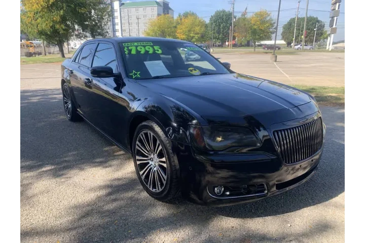 $7995 : 2012 300 S V6 image 8