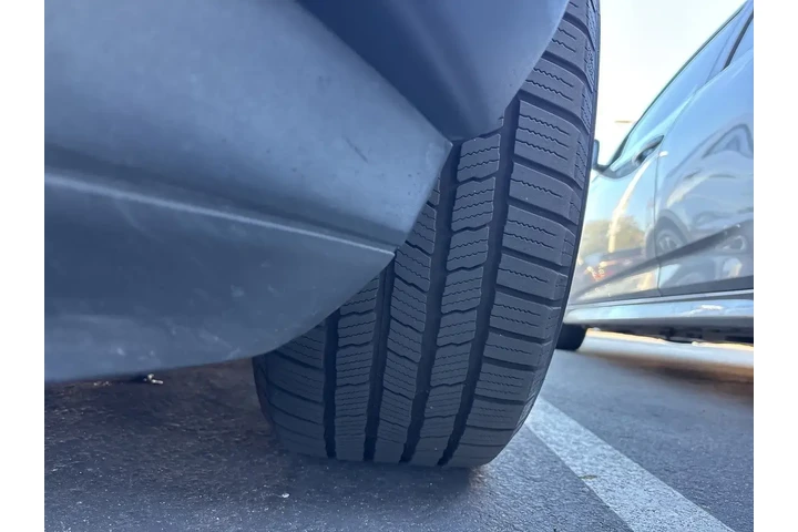 $23900 : Ford Explorer 2017 AWD Plati image 3