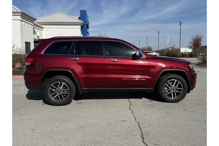 $23989 : Jeep Grand Cherokee 2021 4x4 image 8