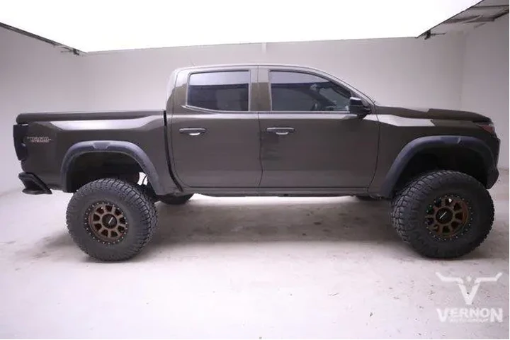 $37499 : Chevrolet Colorado 2023 4x4 image 5