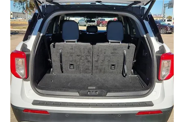 $33995 : Ford Explorer 2024 XLT 4dr S image 9