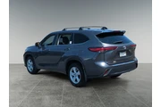 $34970 : Toyota Highlander 2022 LE 4d thumbnail