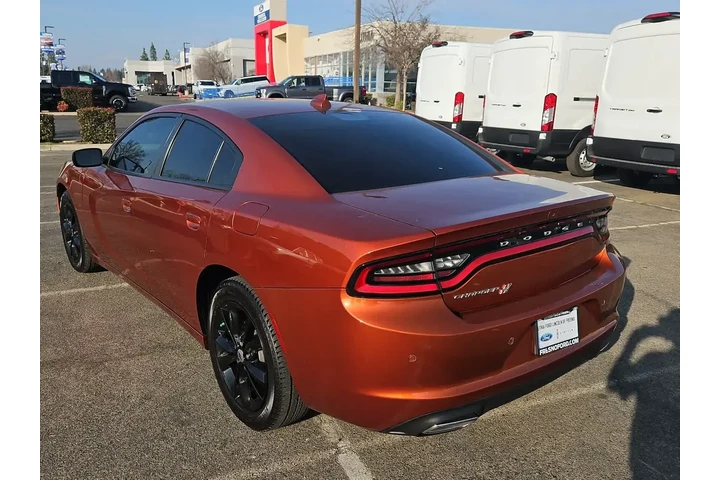$23500 : Dodge Charger 2022 AWD SXT 4 image 6