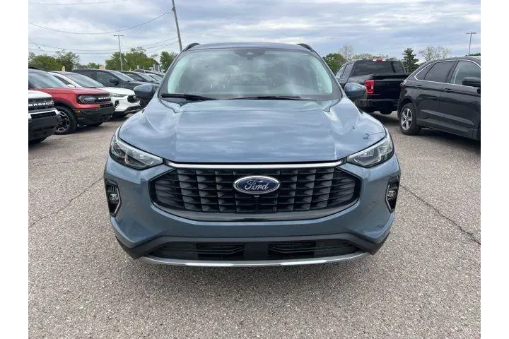 $26515 : Ford Escape 2023 AWD Platinu image 2