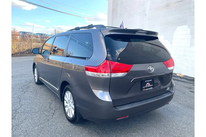 $11685 : 2014 Sienna 5dr 7-Pass Van V6 image 5