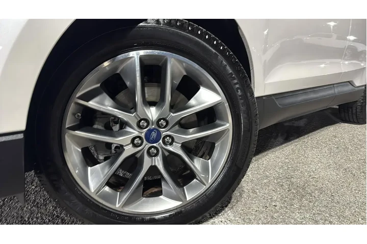 $16850 : Ford Edge 2018 Titanium 4dr image 9
