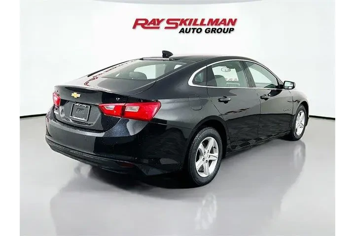 $21975 : Chevrolet Malibu 2024 LT 4dr image 7