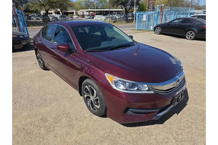 $9900 : 2016 Accord LX image 3