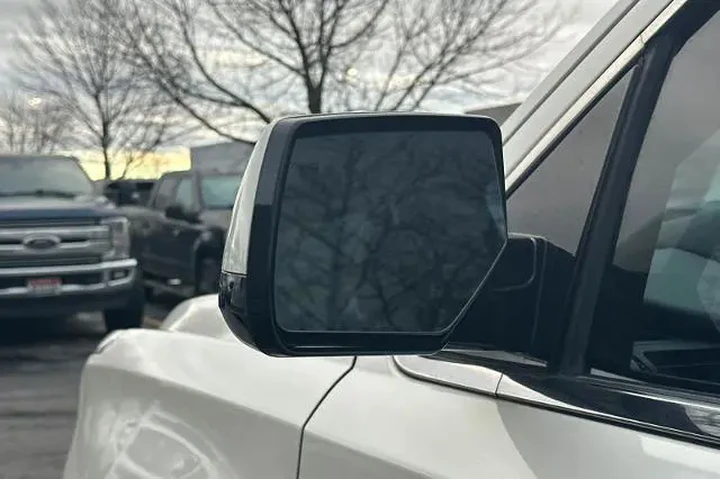 $22995 : GMC Yukon 2015 4x4 Denali 4d image 10