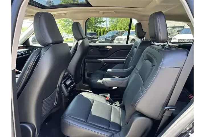$39495 : Lincoln Aviator 2023 AWD Res image 10