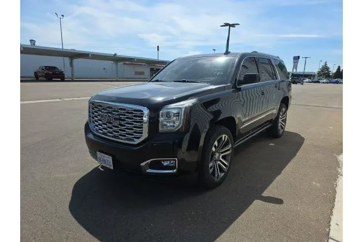 $36900 : GMC Yukon 2018 4x4 Denali 4d image 3