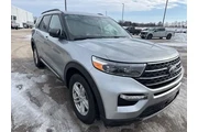 $32999 : Ford Explorer 2023 AWD XLT 4 thumbnail