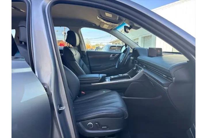 $38500 : Genesis GV80 2024 AWD 2.5T 4 image 7