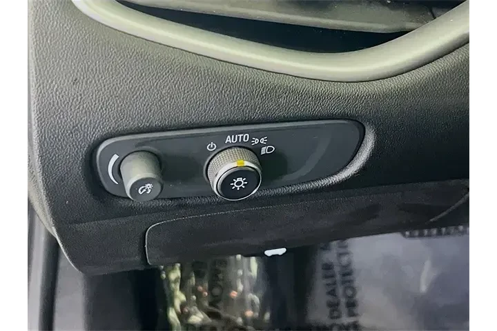 $17250 : Chevrolet Malibu 2022 LT 4dr image 10