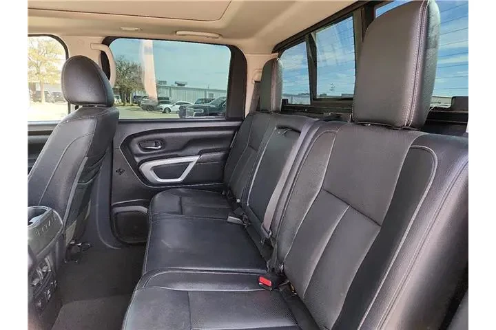 $35995 : Nissan Titan 2021 4x4 SL 4dr image 10