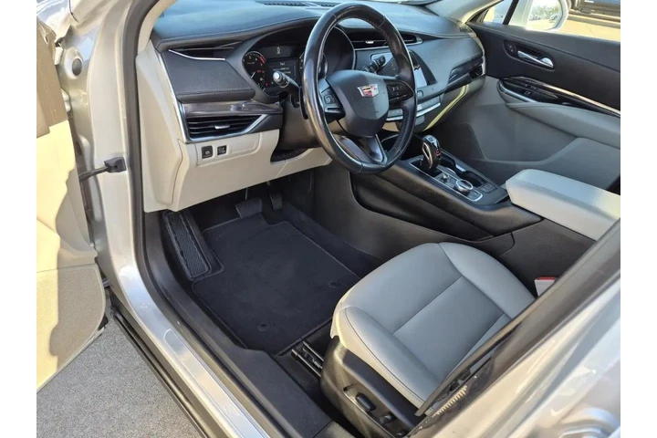 $17248 : Cadillac XT4 2019 Luxury 4dr image 10