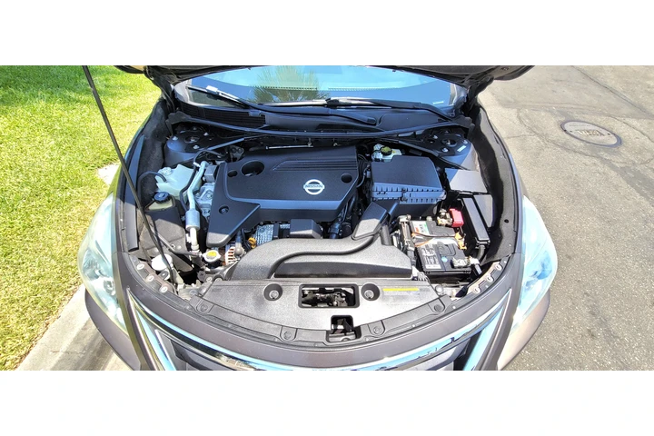 $5199 : 2013 Nissan Altima SV Auto image 10