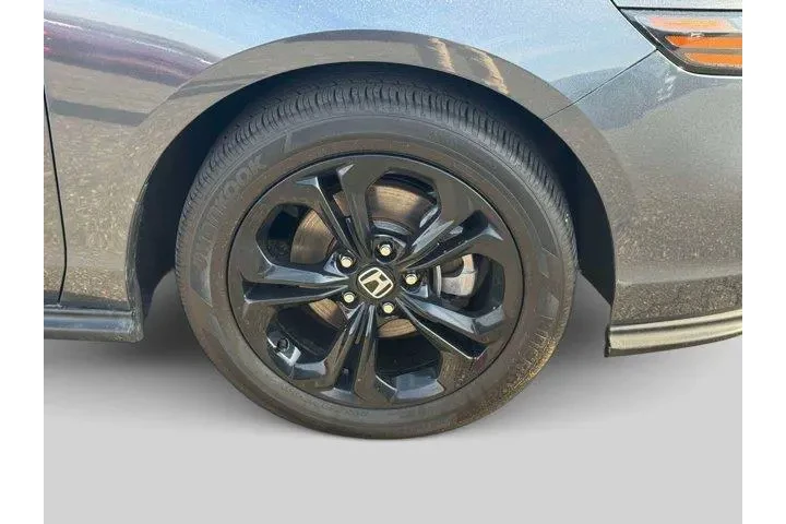 $24995 : Honda Accord 2025 SE 4dr Sed image 5