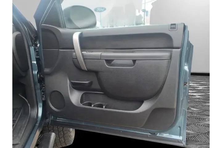 $32237 : Chevrolet Silverado 2500HD 2 image 9