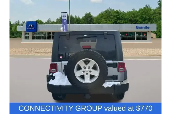 $14990 : Jeep Wrangler Unlimited 2017 image 9