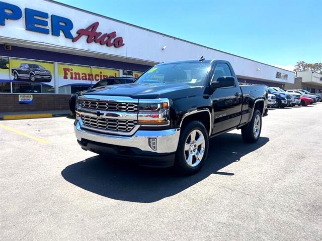 $43889 : 2017 Silverado 1500 4WD Reg C image 1