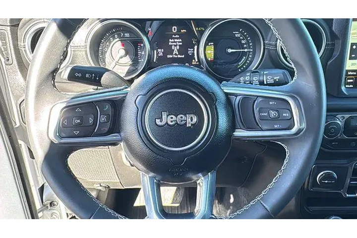 $31075 : Jeep Wrangler 2023 4x4 Sahar image 10