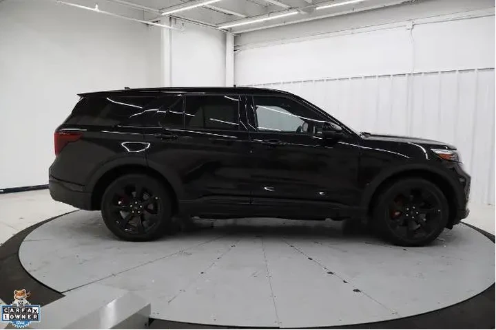 $36995 : Ford Explorer 2022 AWD ST 4d image 2