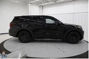 $36995 : Ford Explorer 2022 AWD ST 4d thumbnail